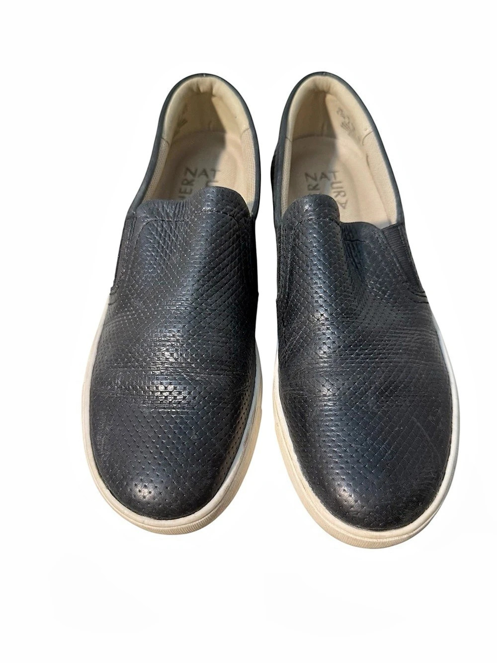 Naturalizer Marianne Women’s Slip-On loafer/ Black Sneakers